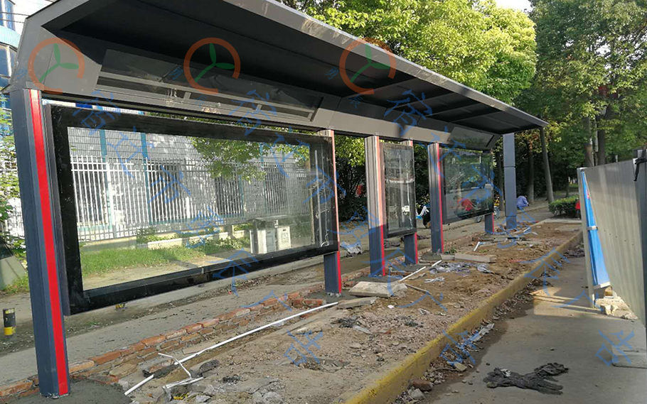 武漢候車亭第二批發(fā)貨